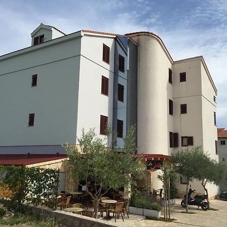 Apartments Villa Cherry Novalja Dış mekan fotoğraf